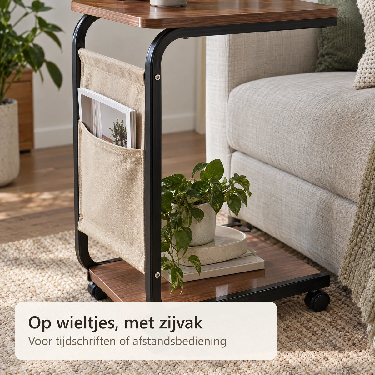 Close-up van het wieltje en het stoffen zijvak
