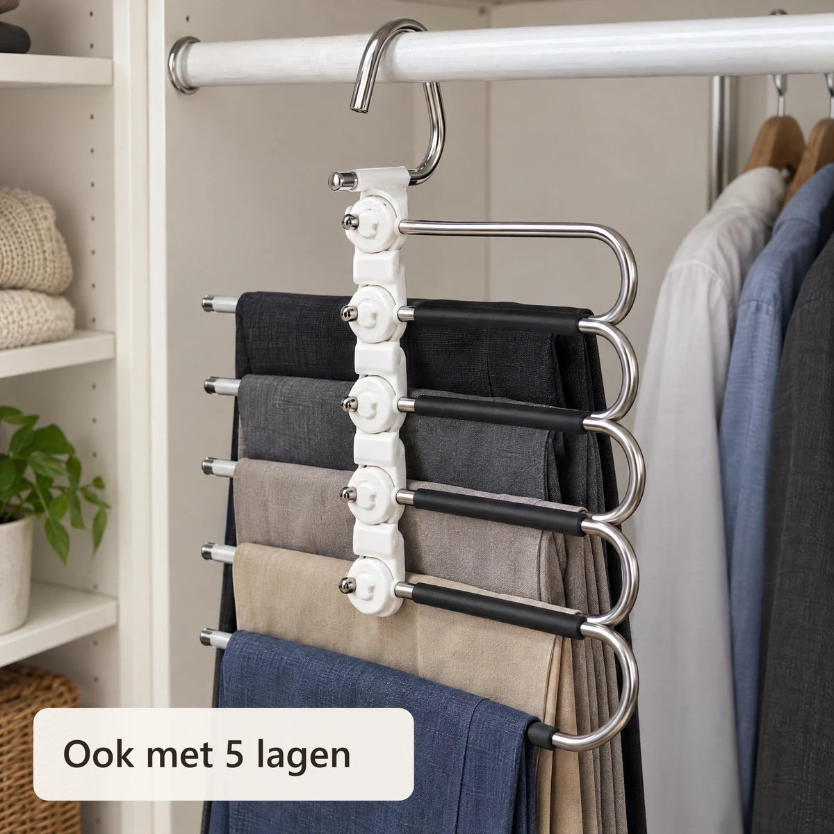 Broekhanger met 5 lagen en 5 broeken
